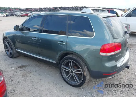 2004 Volkswagen Touareg V8 из США, поврежденный, VIN WVGCM77L24D061029
